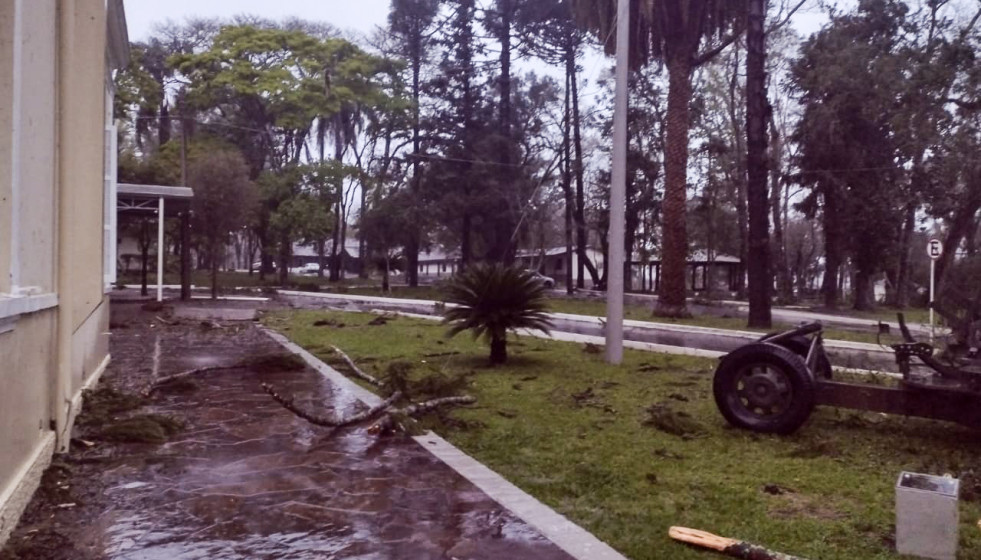 CA-Sul danificado por tempestade.