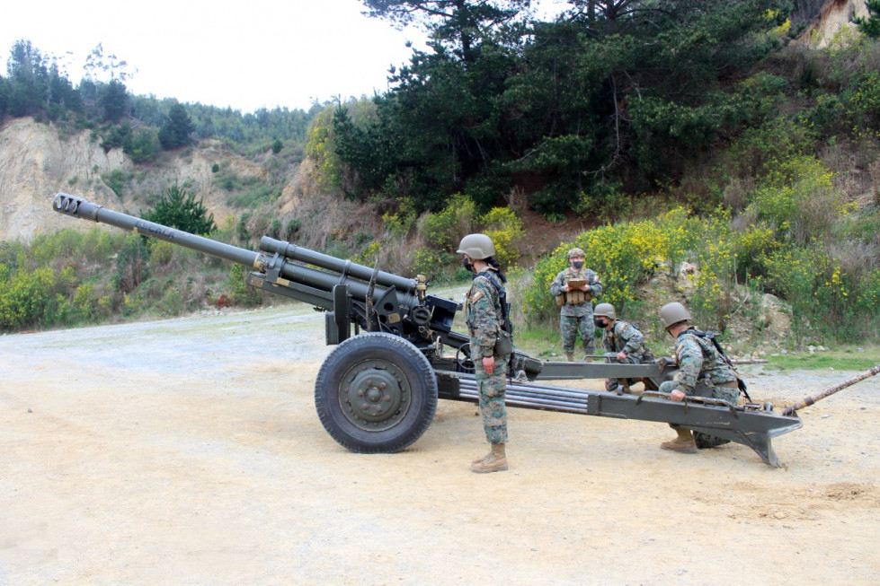 La unidad emplea el sistema Combat NG con los obuses M-10133 de 105 mm. Foto: Ejército de Chile