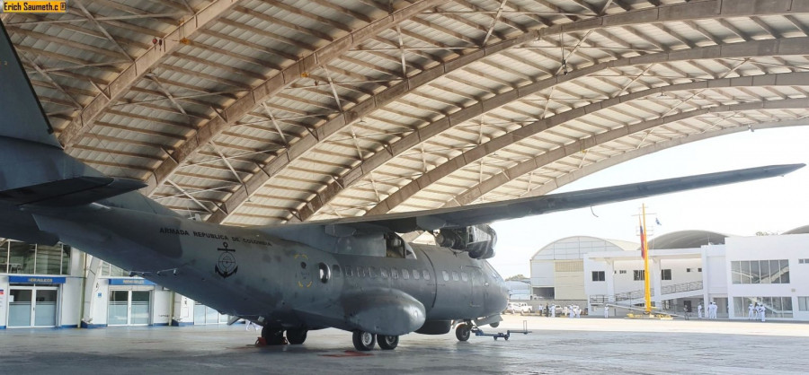 Avión CN-235 de la Armada Colombiana. Fotos Infodefensa.com