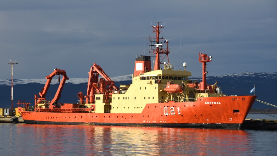 El buque oceanográfico ARA Austral. Foto Armada Argentina